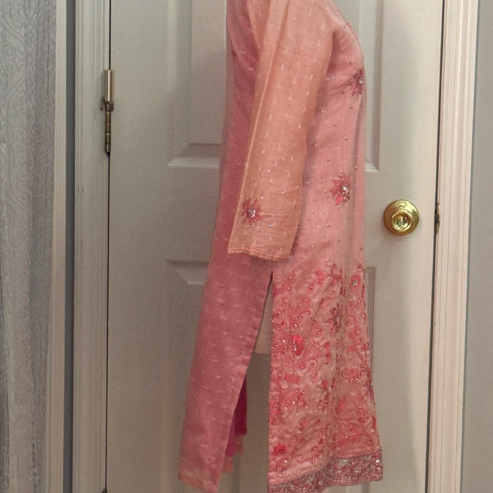 Pakistani/indian Pink embroidered Sequined dress . Hand made - Picture 3 of 16